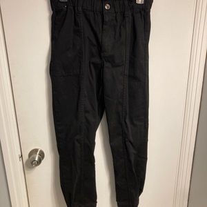 High wasted black pants